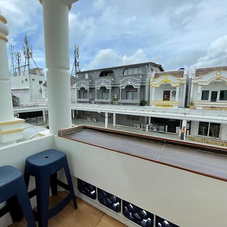 Inn Dulgence Patong Dış mekan fotoğraf
