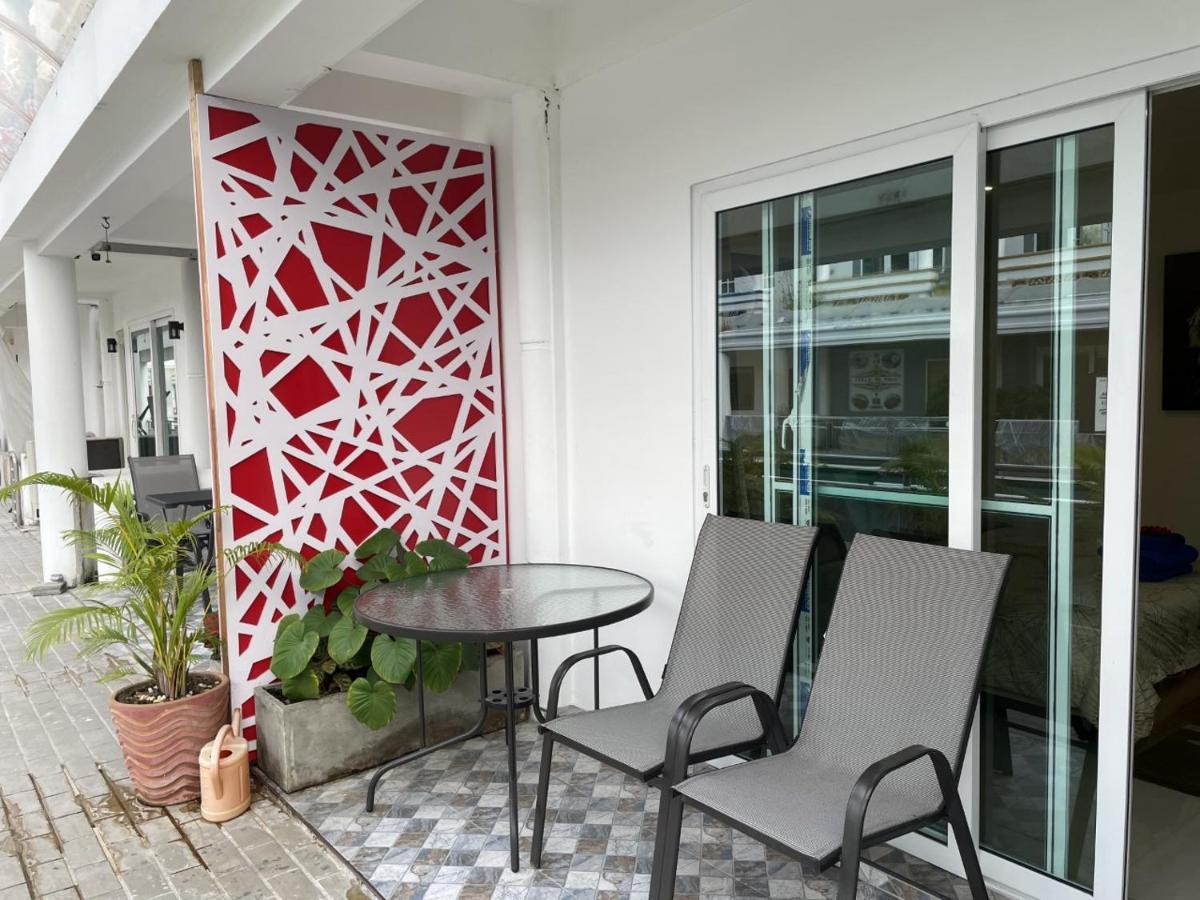 Inn Dulgence Patong Dış mekan fotoğraf