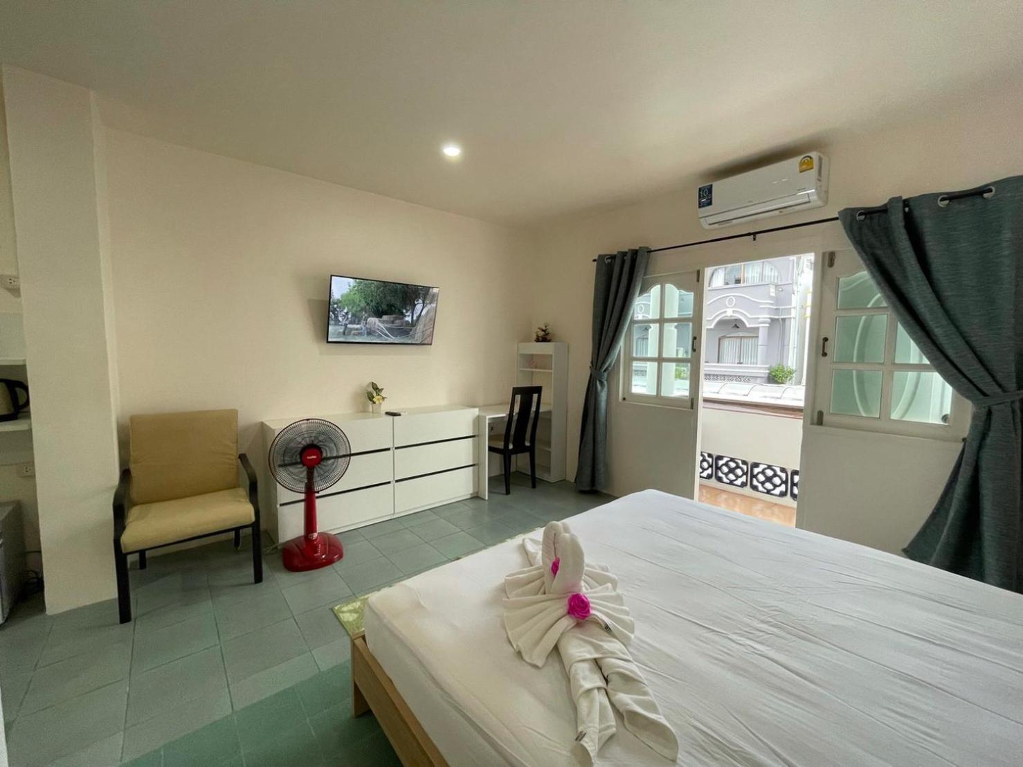 Inn Dulgence Patong Dış mekan fotoğraf